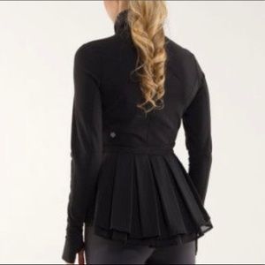 lululemon ruffle back jacket